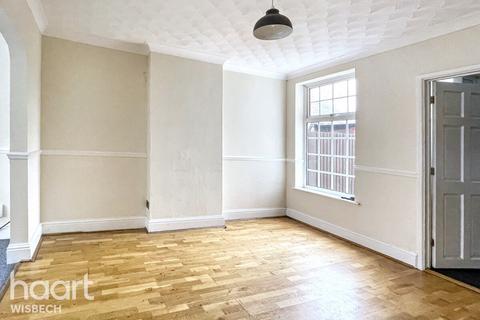 Burcroft Road, Wisbech 3 bed semi