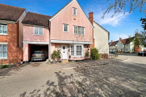 River Mead, Braintree, CM7 4 bed detached house for sale