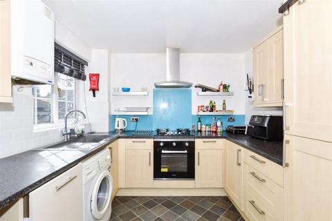 Sovereigns Way, Marden, Kent 2 bed end of terrace house for sale