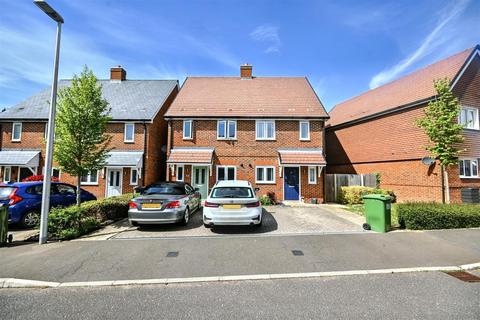 Meadowsweet Lane, Stone Cross, Pevensey 2 bed semi