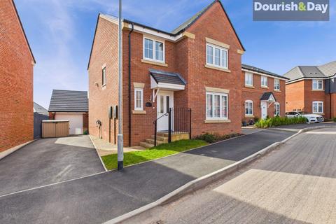 William Barbour Meadow, Telford TF2 4 bed detached house for sale