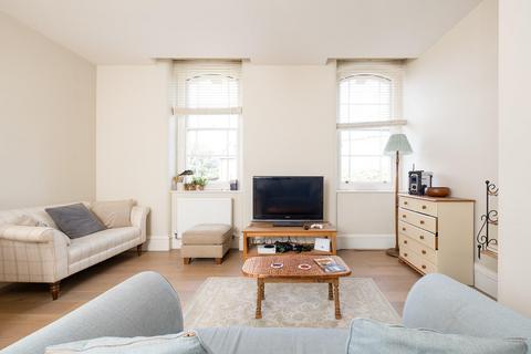 The General, Bristol Harbourside 2 bed flat for sale