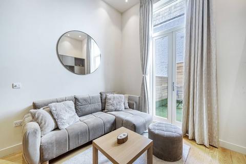 Redcliffe Square, Chelsea, London, SW10 1 bed flat for sale