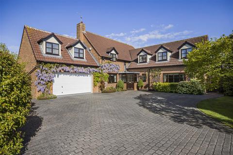Mandalay Drive, Norton 5 bed detached house for sale
