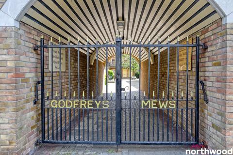 Godfrey Mews, Old Moulsham... 2 bed flat for sale
