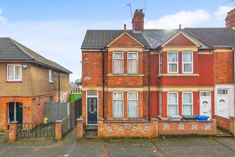 Roundhill Road, Kettering NN15 4 bed end of terrace house for sale