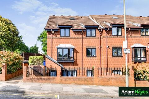 The Causeway, London N2 2 bed apartment for sale