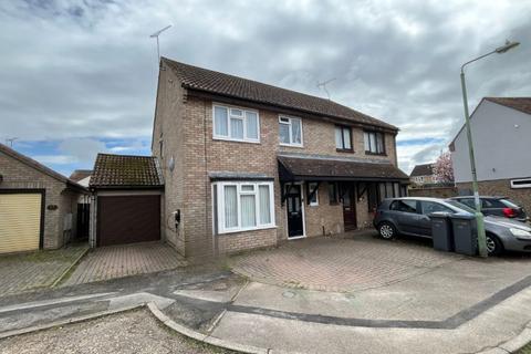 The Wheelwrights, Felixstowe IP11 4 bed semi