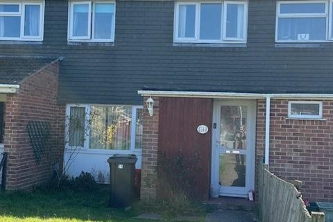LAMB CLOSE, THATCHAM RG18 3 bed townhouse for sale