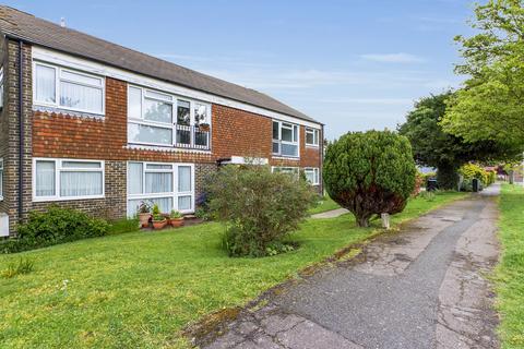 Bathhurst Road, Folkestone 2 bed apartment for sale
