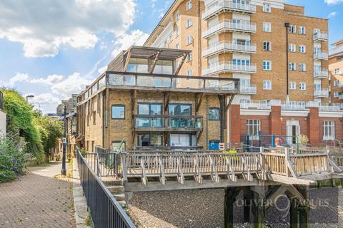 Odessa Street, Odessa Wharf, SE16 2 bed apartment for sale