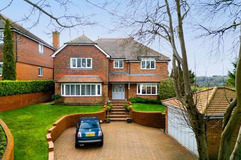 Oakley Road, Warlingham 5 bed detached house for sale