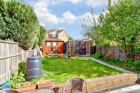 Crofton Close, Waterlooville PO7 3 bed semi