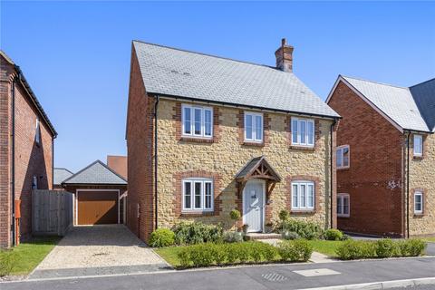 Wingfield Place, Thornford... 3 bed detached house for sale
