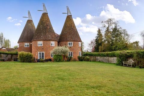 Hunton Road, Marden 4 bed semi