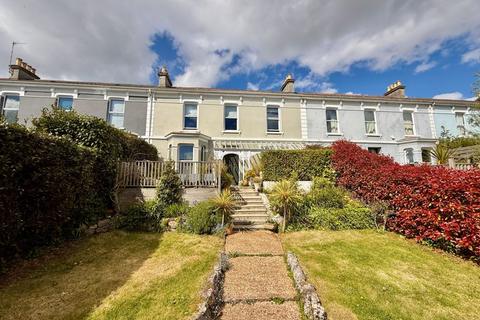 17 College Avenue, Sumptuous Central... 4 bed terraced house for sale