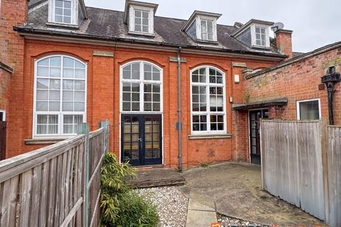Barnby Road, Newark NG24 3 bed flat for sale