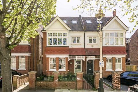 Lyncroft Gardens, London W13 5 bed semi