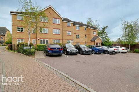Pickard Close, London 2 bed apartment for sale