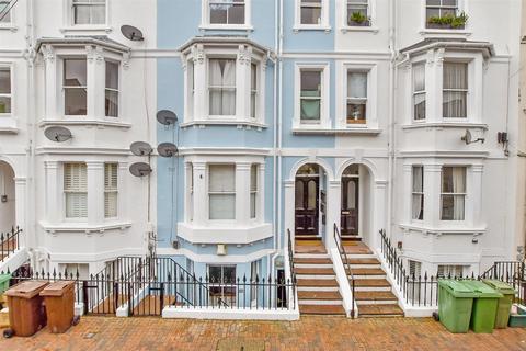 Dudley Road, Tunbridge Wells, Kent 1 bed flat for sale