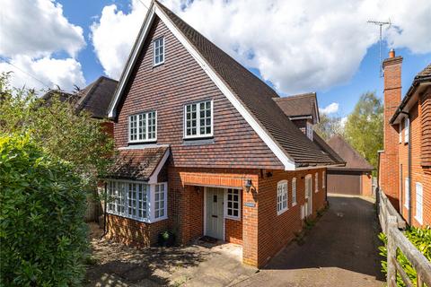 Beech Road, Haslemere, Surrey, GU27 5 bed detached house for sale