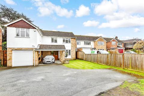 Cherry Garden Avenue, Folkestone CT19 4 bed detached house for sale