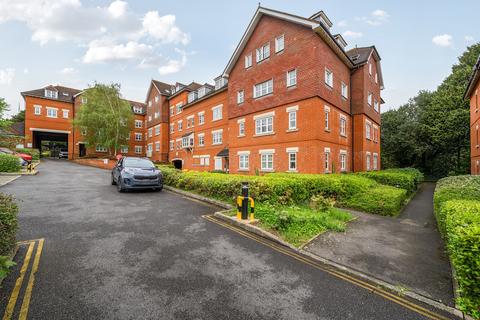 Heathside Road, Woking, GU22 1 bed flat for sale