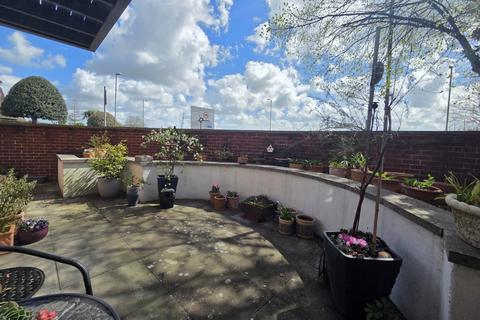 FAREHAM QUAYS, FAREHAM 1 bed apartment for sale