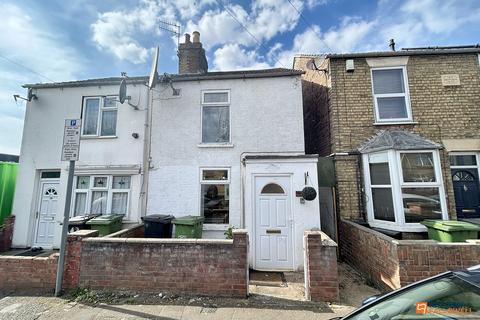 Dogsthorpe Road, Peterborough, PE1 2 bed semi