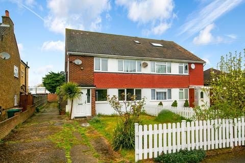 Littleton Road, Ashford 2 bed maisonette for sale