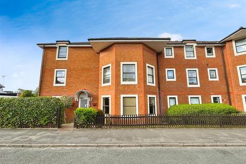 Norwich House, Norfolk Road, Maidenhead 1 bed flat for sale