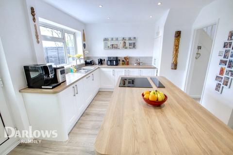 Meadvale Road, Cardiff 3 bed detached house for sale