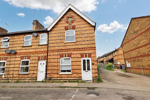 Bentley Street, Stamford, PE9 3 bed end of terrace house for sale