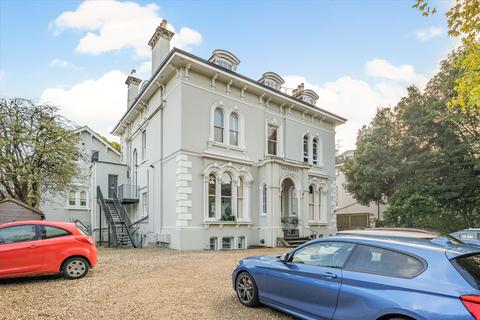 Glenowen House, Lansdown Road... 2 bed flat for sale