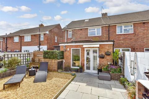 Marchwood Road, Havant PO9 2 bed semi