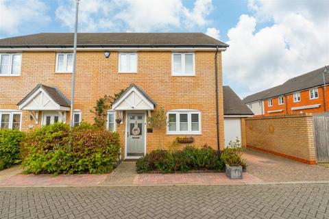 Colyn Drive, Maidstone 3 bed semi