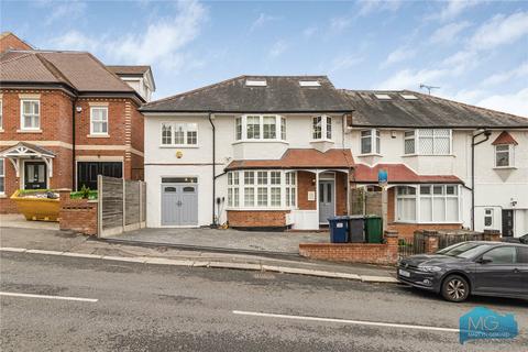 5 bedroom semi-detached house for sale