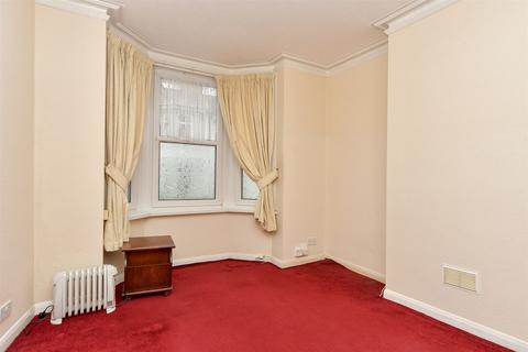 Rochester Avenue, Rochester ME1 1 bed ground floor flat for sale