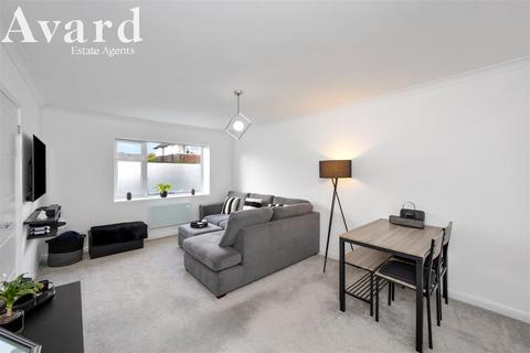 Bruce Avenue, Worthing BN11 1 bed flat for sale
