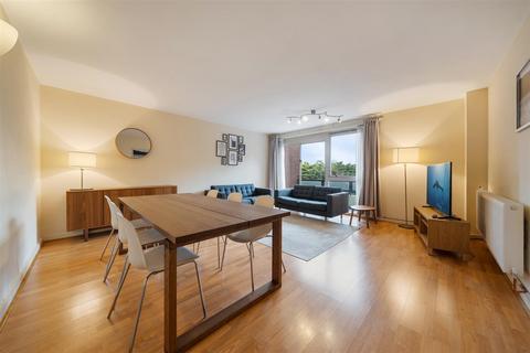 Maresfield Gardens, Hampstead... 2 bed apartment for sale