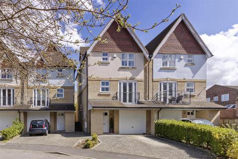 Freya Mews, Liss, Hampshire 4 bed townhouse for sale