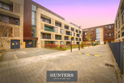 Alpine Road, London 4 bed flat for sale