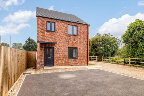 4 Marshall Drive, Cowbit 3 bed detached house for sale