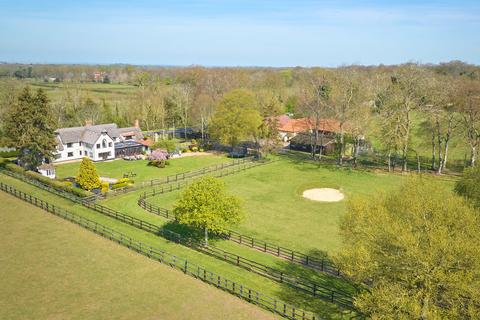 London Road, Newmarket CB8 4 bed detached house for sale
