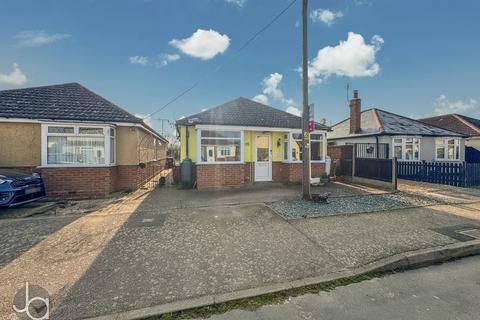 Lodge Road, Harwich CO12 3 bed detached bungalow for sale