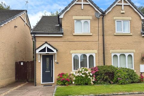 The Mews, Lincoln Road, Heaton, Bolton 2 bed mews for sale