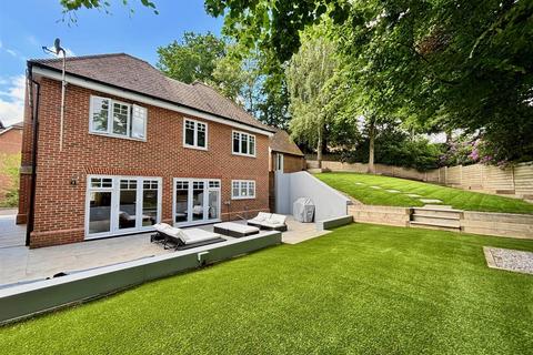 Westerdale Drive, Camberley GU16 4 bed detached house for sale