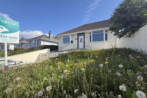 New Road, Saltash well presented... 2 bed bungalow for sale
