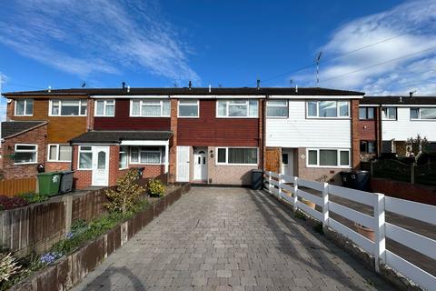 Kings Gardens, Warwickshire CV12 3 bed terraced house for sale