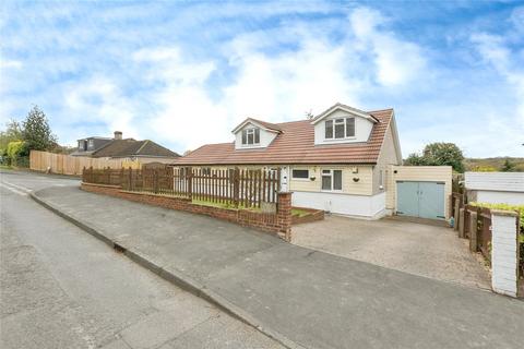 Pescot Avenue, Longfield DA3 5 bed bungalow for sale